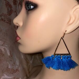 *NEW*  PRETTY  BLUE COLORED & GOLD FISH HOOKS TASSEL EARRINGS